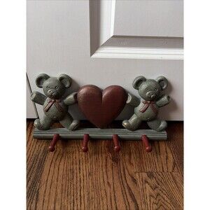 VINTAGE Teddy bear Heart COAT OR SWEATER RACK  Plastic Peg Hanger